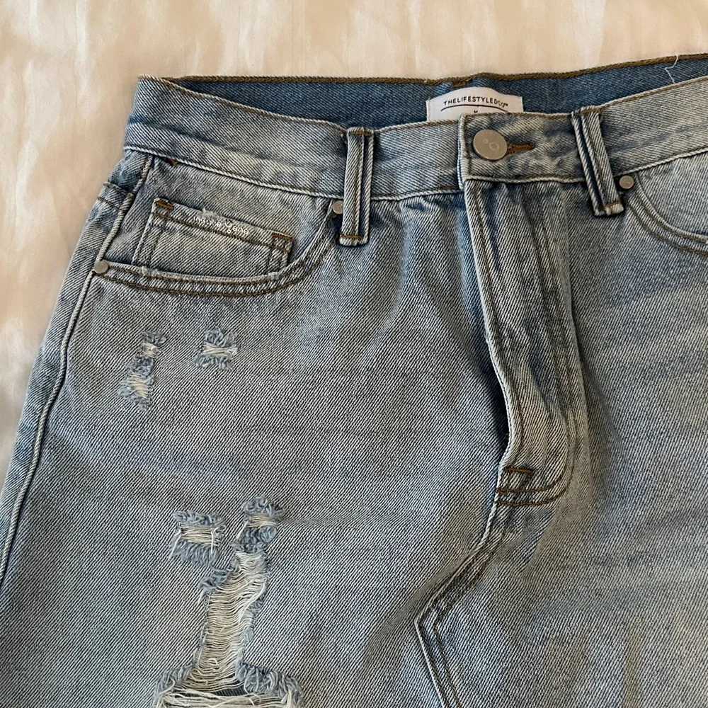 WOMEN'S DISTRESSED DENIM BLUE MINI SKIRT M